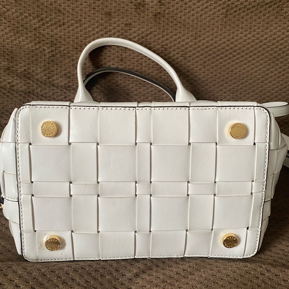 Designer Tote - Picture 4 of 6